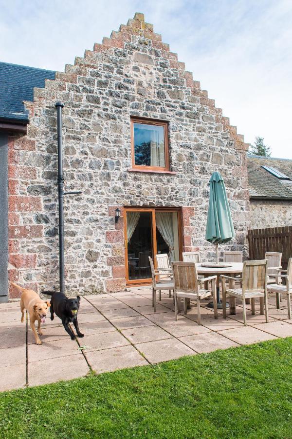 Вилла The Granary With Hot Tub Forgandenny Экстерьер фото
